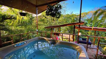 1 slaapkamer, een bureau, een laptopwerkplek, verduisterende gordijnen