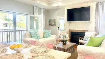 智能电视、壁炉、乒乓球、书