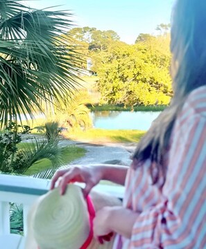 Property grounds - FlaminGO Tybee ~ FREE Golf Cart, Hot Tub with Cabana Area + Coastal Marsh Views (Tybee Island)