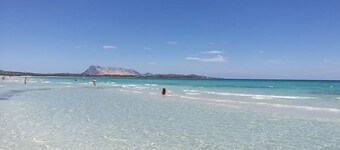 Holiday Home 'Villetta Serena' with Shared Terrace, Wi-Fi and Air Conditioning