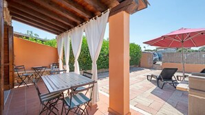 Unclassified image, 3 of 20, button - Holiday Home 'Villetta Serena' with Shared Terrace, Wi-Fi and Air Conditioning (San Teodoro)