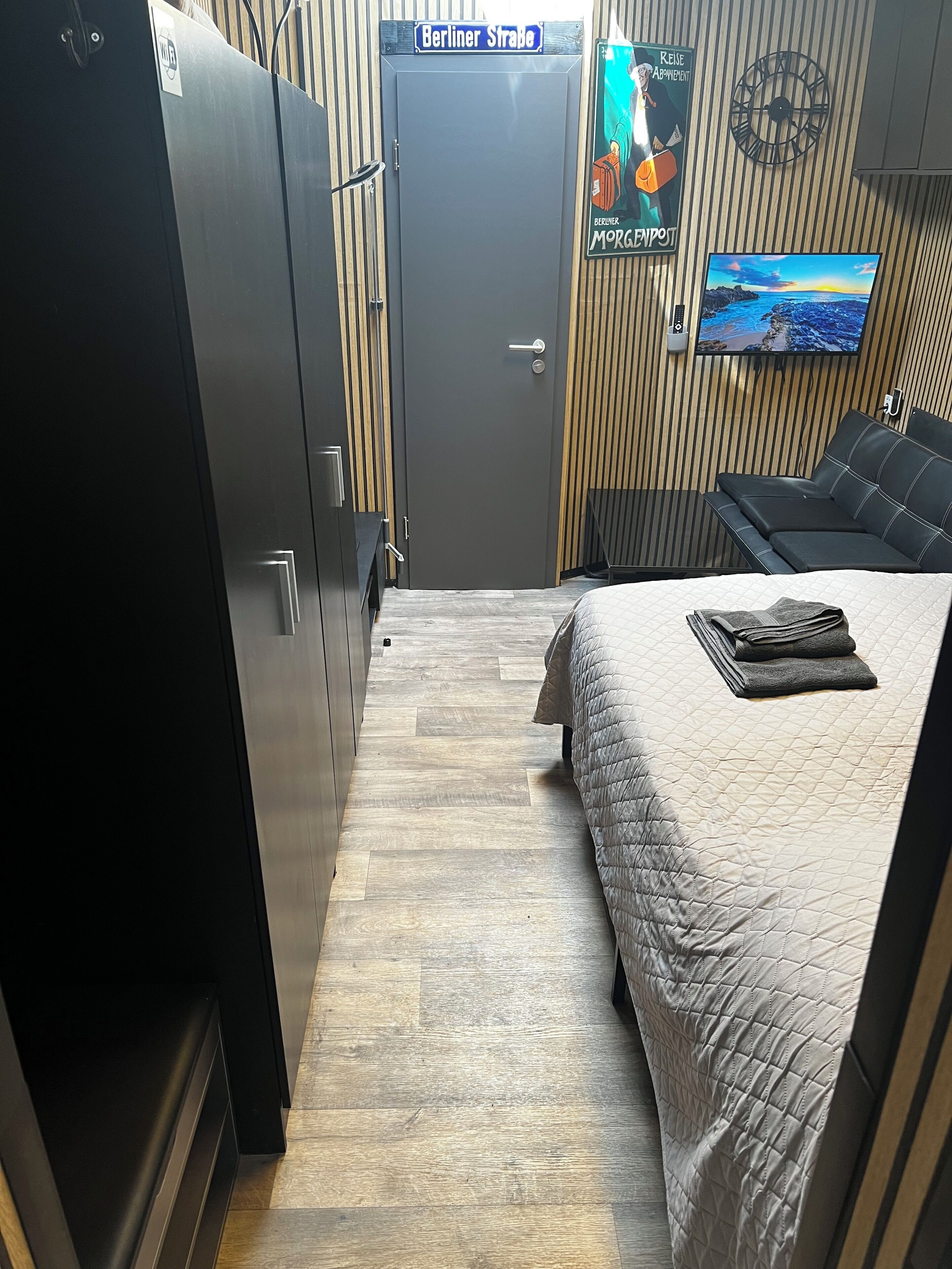 1 bedroom, desk, iron/ironing board, free WiFi