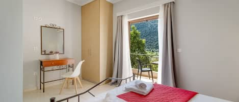 2 soverom, strykejern/-brett, wi-fi (inkludert) og sengetøy