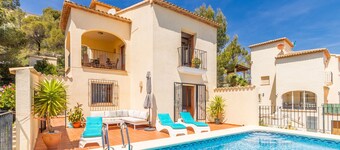 Holiday Villa Near Denia with Mountain View, Pool & Wi-Fi