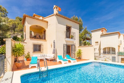 Holiday Villa Near Denia with Mountain View, Pool & Wi-Fi