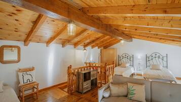 3 bedrooms, free WiFi, bed sheets