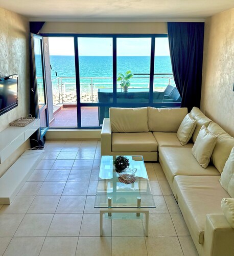 Beachfront Elegance Estate 