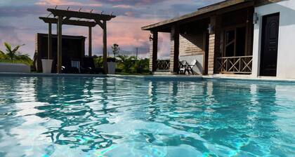 Beautiful Villa in Las Parras with amazing pool. Pet-friendly