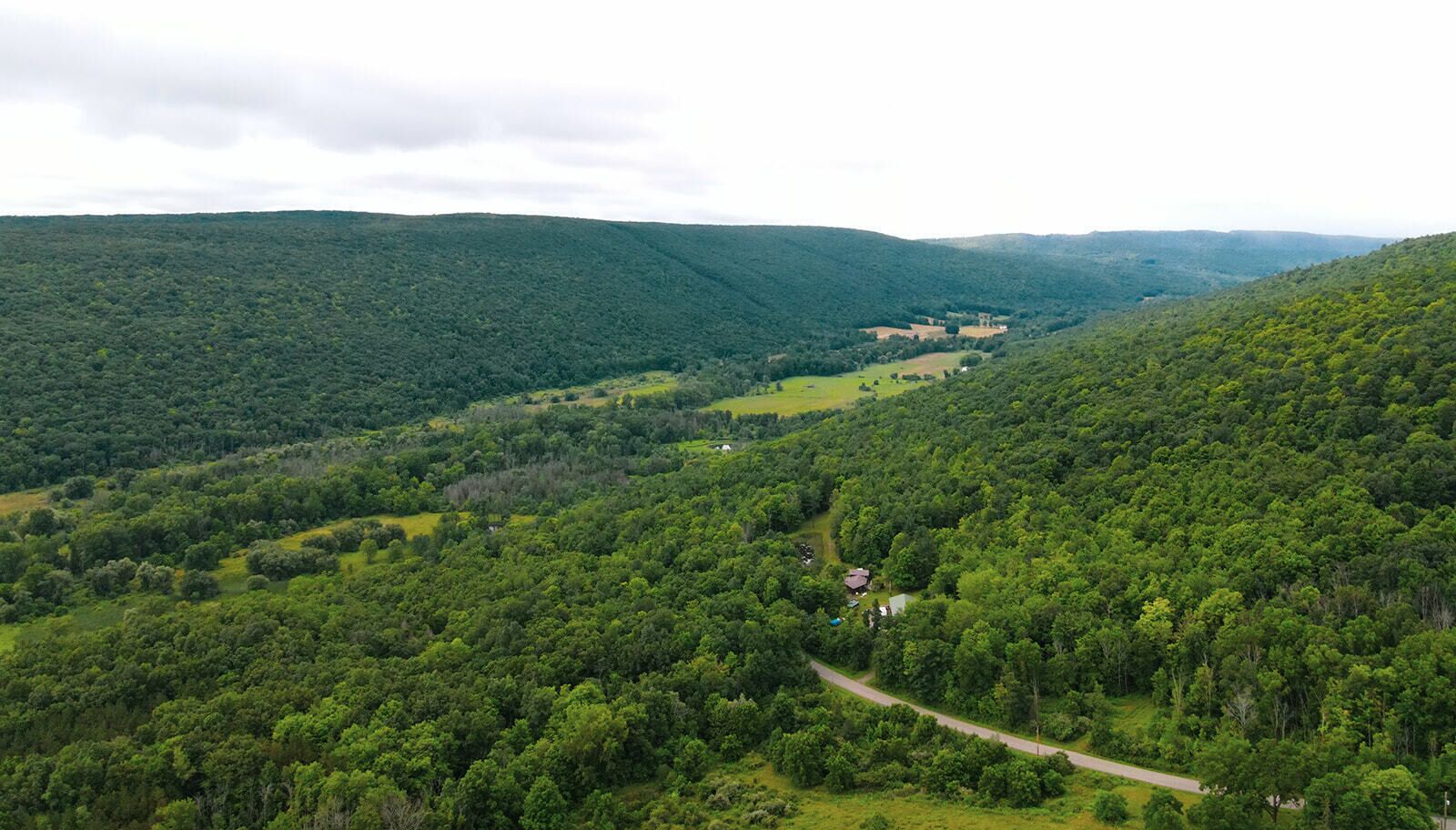 Mountain Top Manor - Pool - Hot Tub - Sleeps 16
