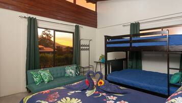 2 bedrooms, in-room safe, desk, laptop workspace