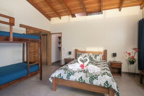 Family Cottage, Kitchen, Garden View | 2 bedrooms, in-room safe, desk, laptop workspace