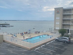 Outdoor pool - "A Shore Thing" is Family friendly
Ocean City MD
Walking distance to The beach! (Ocean City)