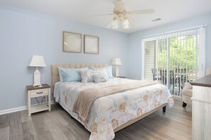 3 bedrooms, iron/ironing board, travel crib, free WiFi - Gorgeous 3bd - No Stairs - Pawleys Island True Blue Golf, Pools and 1 mile Beach (Pawleys Island)