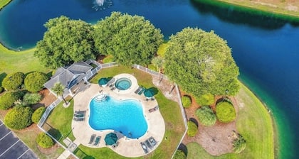 Gorgeous 3bd - No Stairs - Pawleys Island True Blue Golf, Pools and 1 mile Beach
