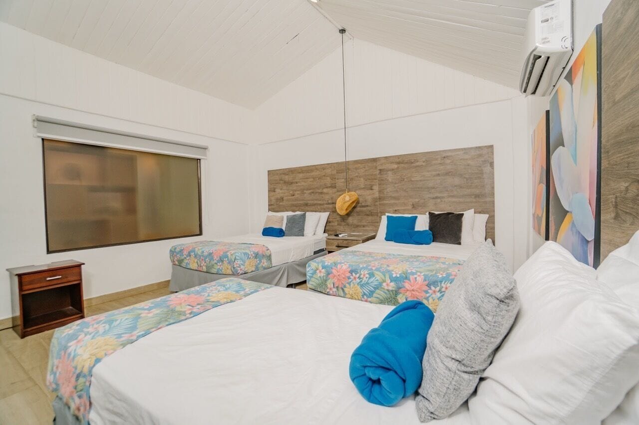 Chambre Familiale, non-fumeur, salle de bains privée