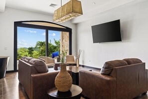 TV connectée, cheminée