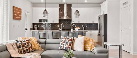 スマートテレビ、テーブルサッカー台