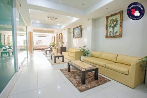 Reception - Darling Harbour Residence - Pattaya (Pattaya)
