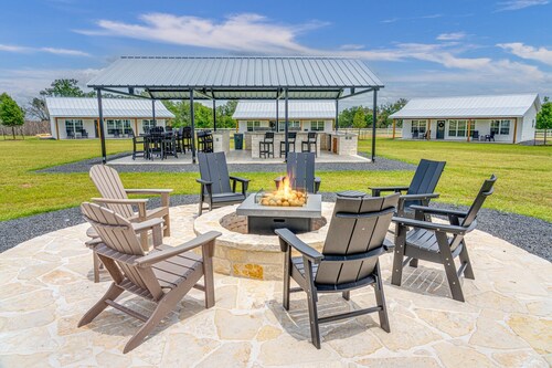Cross Mountain Cottage 10 | Near 290 Wine & Porch VIews