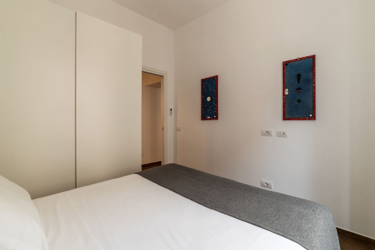 2 bedrooms, iron/ironing board, travel crib, WiFi