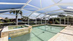 Unclassified image, 2 of 21, button