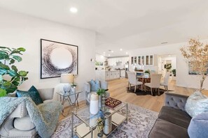 TV, fireplace, offices