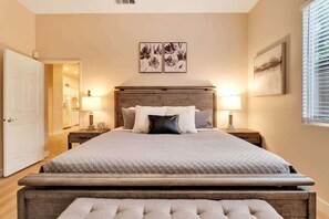 3 bedrooms, iron/ironing board, WiFi, bed sheets