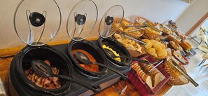 Free daily local cuisine breakfast  - Villa Dolce Amore - Boutique Hotel (Campos do Jordão)