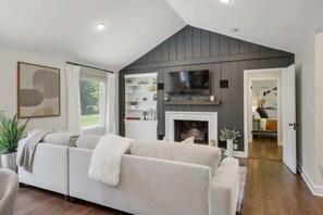 Immagine non classificata, 2 di 32, pulsante