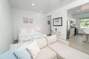 Standard Studio, Non Smoking, Kitchen