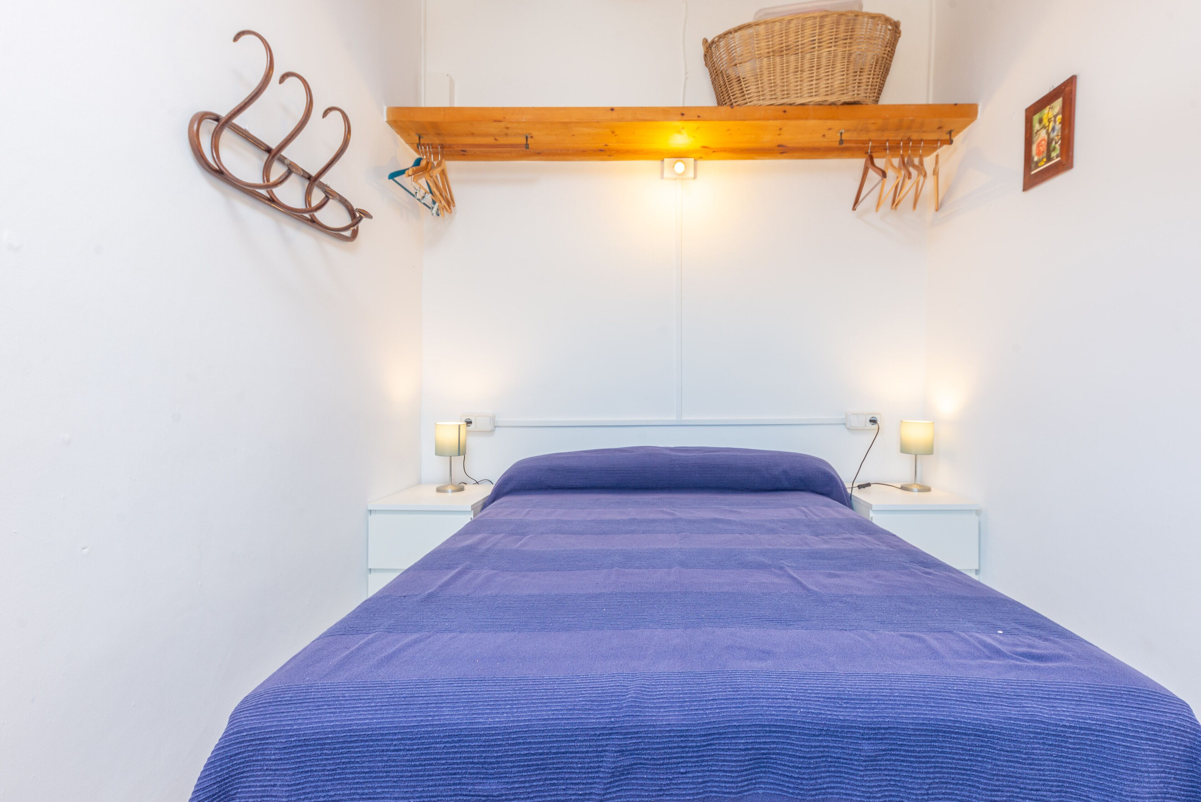 2 slaapkamers, een strijkplank/strijkijzer, gratis wifi, beddengoed