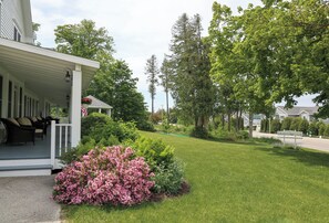 Exterior - The Liberty Lodge at Sister Bay (Sister Bay)
