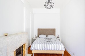 1 Schlafzimmer, Schreibtisch, Bügeleisen/Bügelbrett, Internetzugang