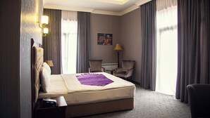 Ảnh chưa phân loại, 4 trong số 64 ảnh, nút