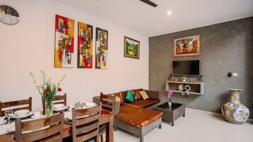 Family Villa to 3Bedroom King Villa with Private Pool | Private kitchen | Fridge, electric kettle, dining tables