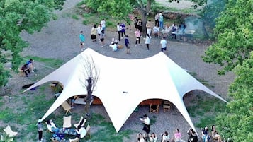 Aire de pique-nique/barbecue