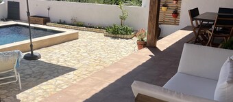 Impeccable 3-Bed House in Portel