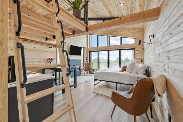 Unclassified image, 1 of 14, button