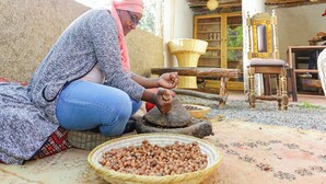 تناول الطعام بالخارج