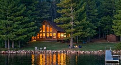Lakeside 7 Acre Cabin by Nisswa! Private Tennis Court and 200+ ft Sandy Shore!