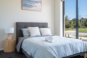 5 多间卧室、熨斗/熨衣板、WiFi、床单