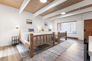 1 habitación, wifi y ropa de cama