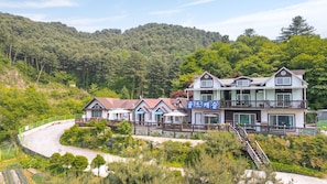Exterior - Gapyeong Gold Castle Pension (Gapyeong)