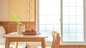 Basic Room, 1 Bedroom (Amethyst (Private BBQ)) | 1 bedroom, free WiFi
