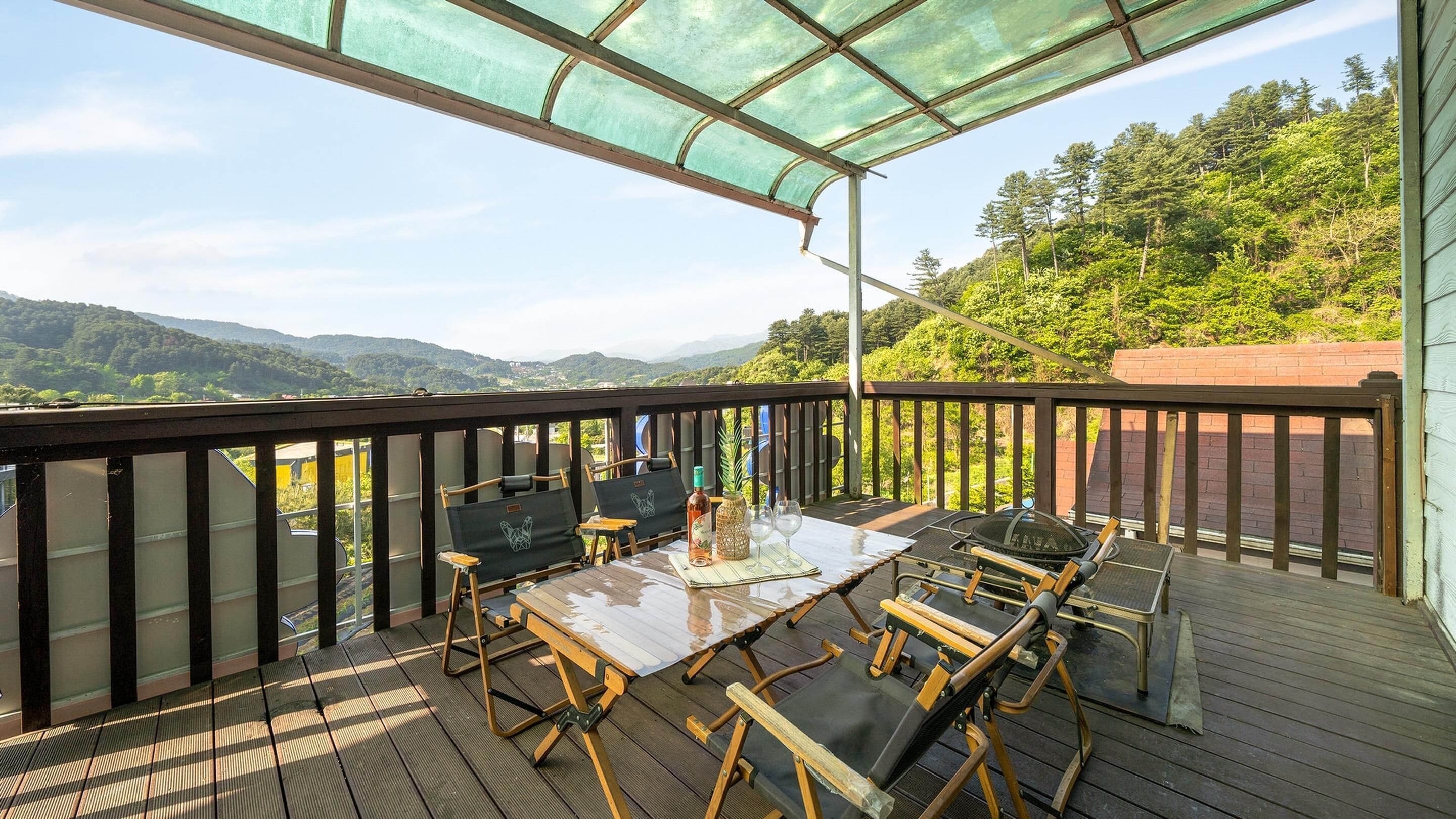 Basic Room, 1 Bedroom (Gold (Private BBQ)) | 1 bedroom, free WiFi