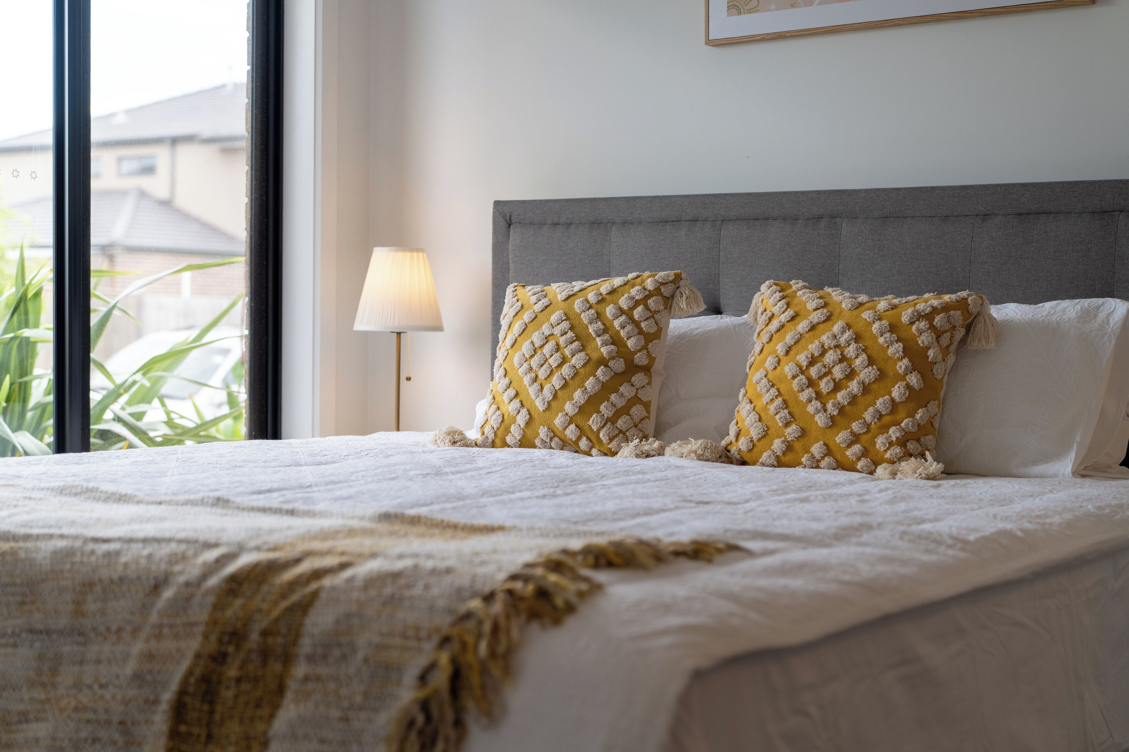 4 dormitoris, escriptori, planxa i posts de planxar i wifi 