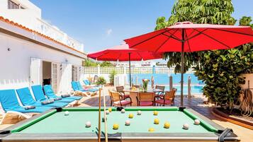 Villa (4 Bedrooms) | Außenbereich