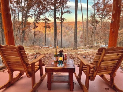 Sunsets ,Mountainviews Jacuzzi spa, Fireplace, Tv Public Lake access