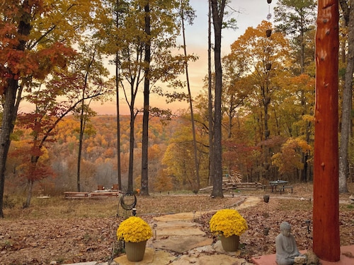Sunsets ,Mountainviews Jacuzzi spa, Fireplace, Tv Public Lake access