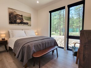 2 室のベッドルーム、旅行用ベビーベッド、WiFi、ベッドシーツ